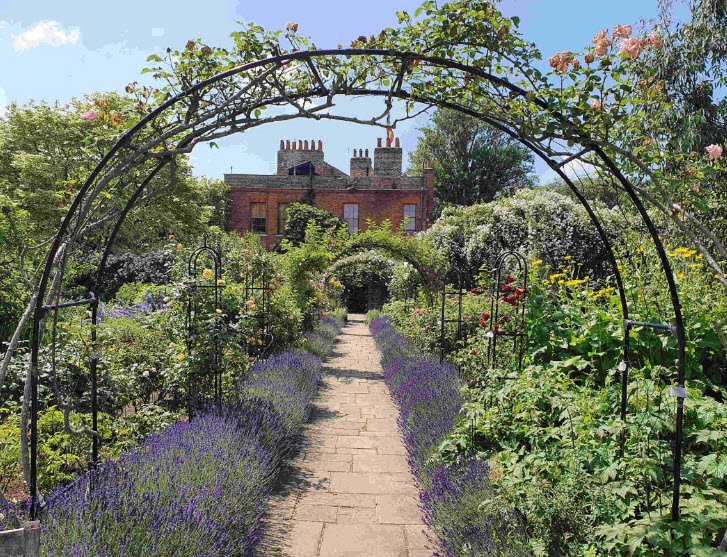 Capel Manor College, United Kingdom